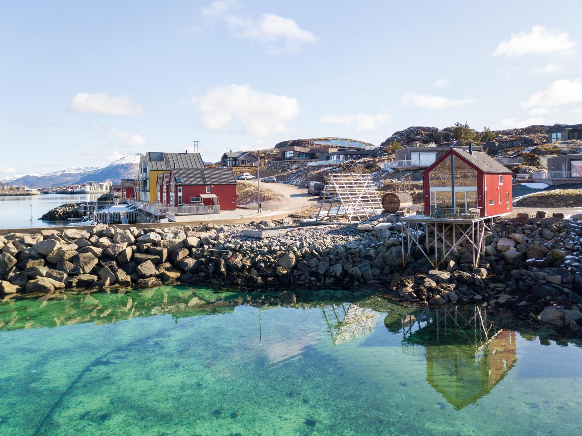Lofoten Waterfront Luxury Lodge Ballstad Esterno foto